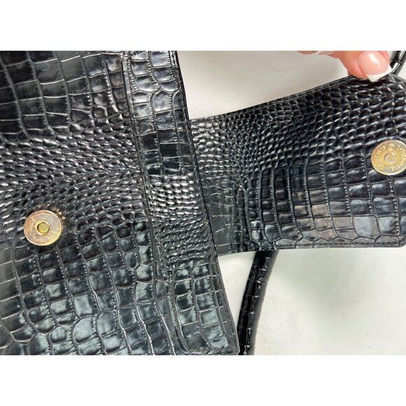 Black Croc Embossed Shoulder Bag With Gold Alligator Detail By Bueno - Picture 10 of 11